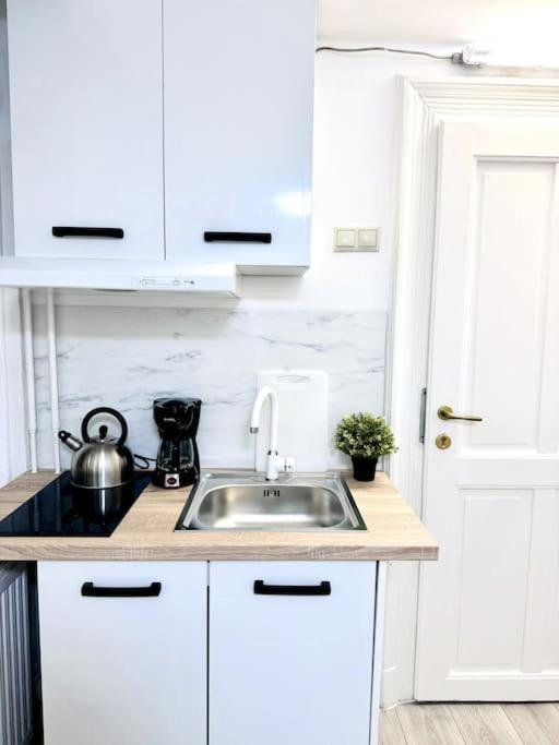 L2 City Centre Loft With Ac Budapest Eksteriør bilde