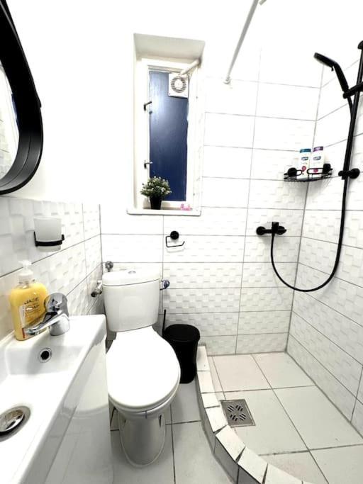 L2 City Centre Loft With Ac Budapest Eksteriør bilde